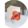 Un cuore pop-up creativo, amorevolmente progettato in tonalità calde, porta gioia.